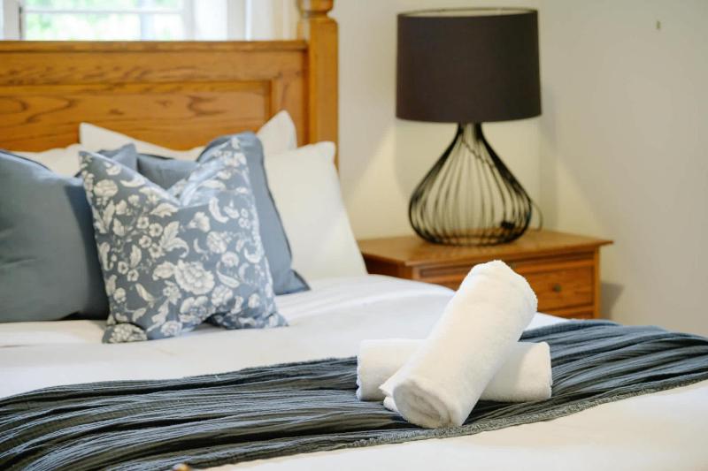 Peaceful Riverview Retreat Near Chatswood & City - image 16