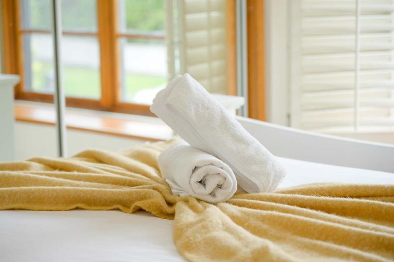 Peaceful Riverview Retreat Near Chatswood & City - image 3