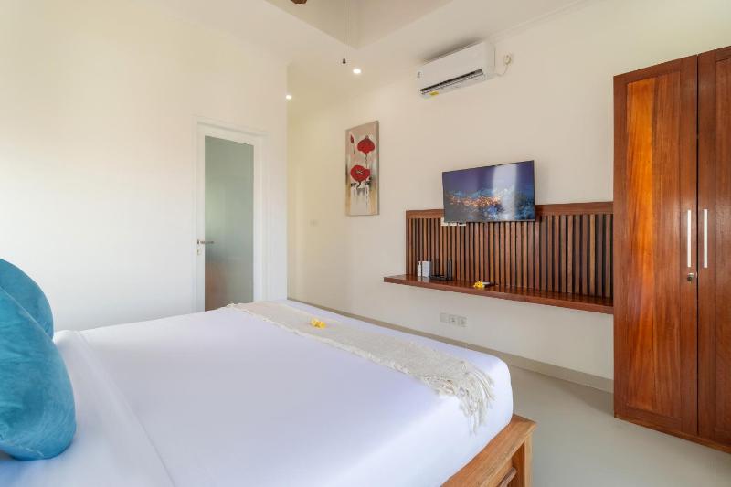 Villa Istana 2 - 2BR Private Pool Villa Near Binta - image 45