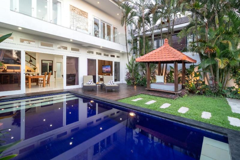 Villa Istana 2 - 2BR Private Pool Villa Near Binta - image 42