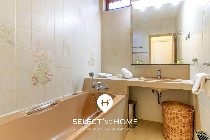 SELECT'soHOME - Maison de Charme - Calme Absolu & Piscine Privée - VILLA BERGAMOTE - image 8