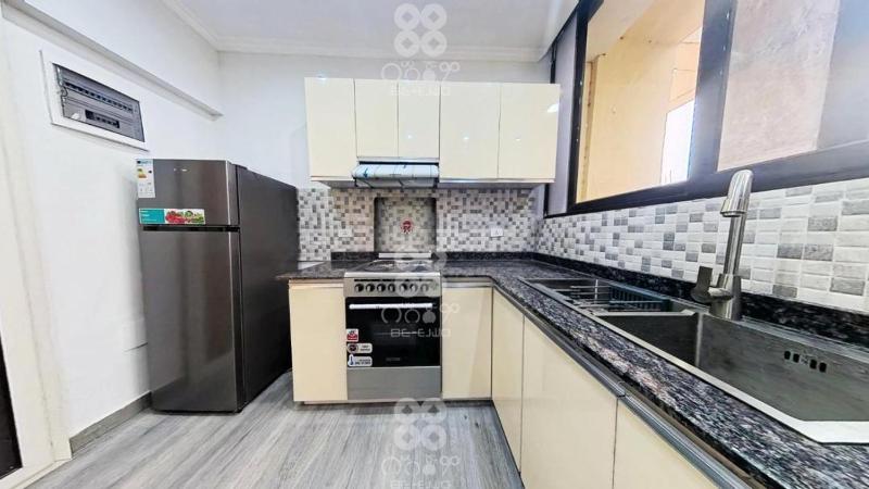 Marefia Luxury Apartment - image 6