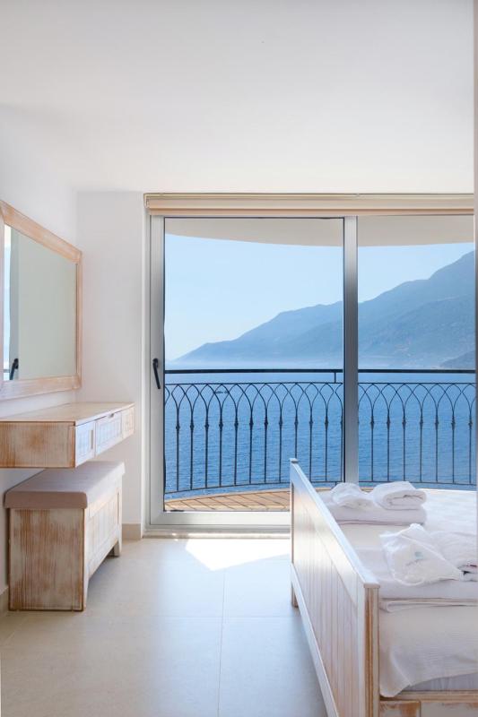 Villa Alis stunning sea view with Infinity Pool - image 13