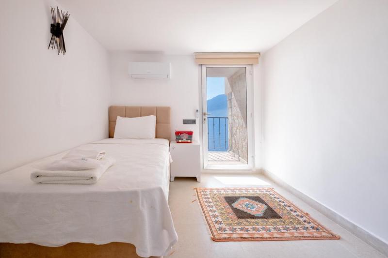 Villa Alis stunning sea view with Infinity Pool - image 22