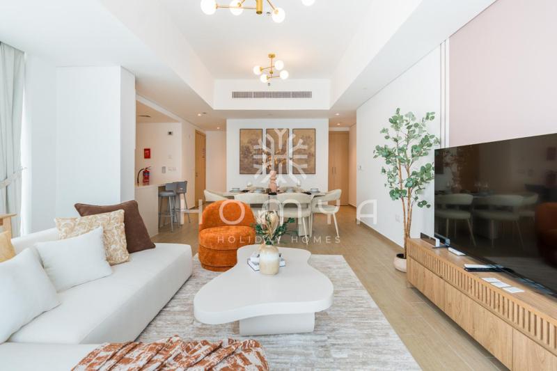 Lux Yas Escape w Beach & Pool Access Near F1 - image 10