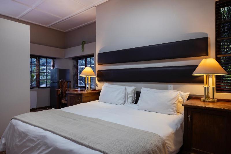 Waterkloof Apartments - image 14