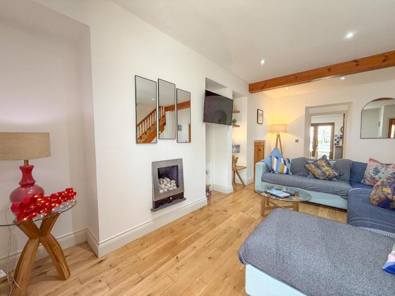 The Burrows - 3 Bedroom Holiday Home - Tenby - image 7