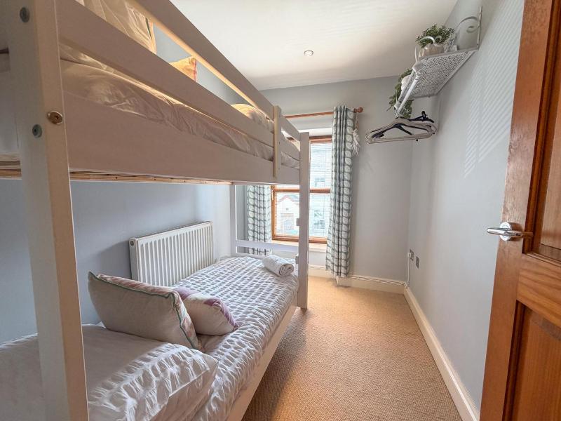 The Burrows - 3 Bedroom Holiday Home - Tenby - image 21