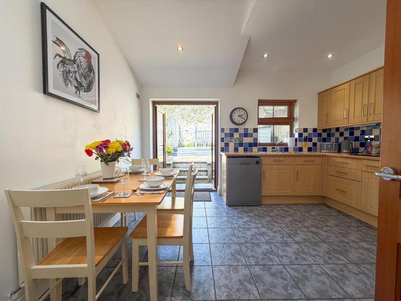The Burrows - 3 Bedroom Holiday Home - Tenby - image 31
