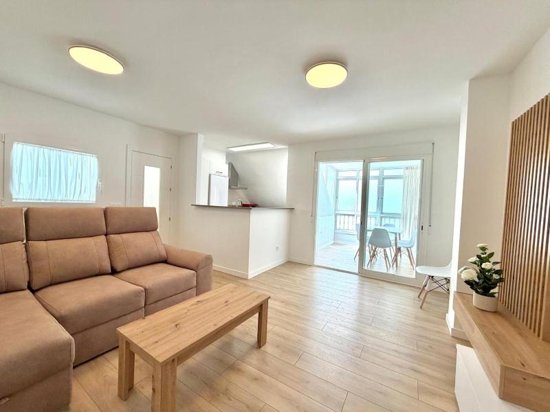 Terrasol magnifico atico duplex en el centro de Torre del Mar sin ascensor - image 19