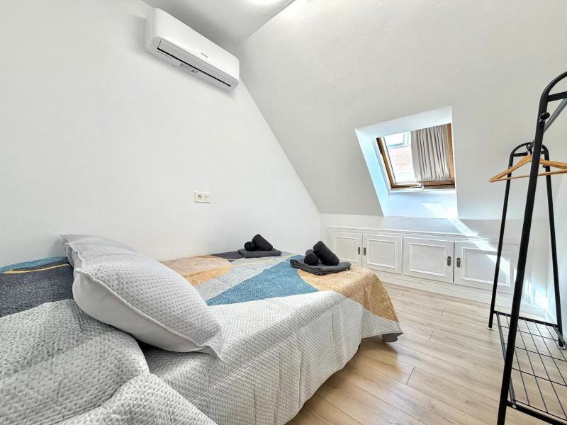 Terrasol magnifico atico duplex en el centro de Torre del Mar sin ascensor - image 22