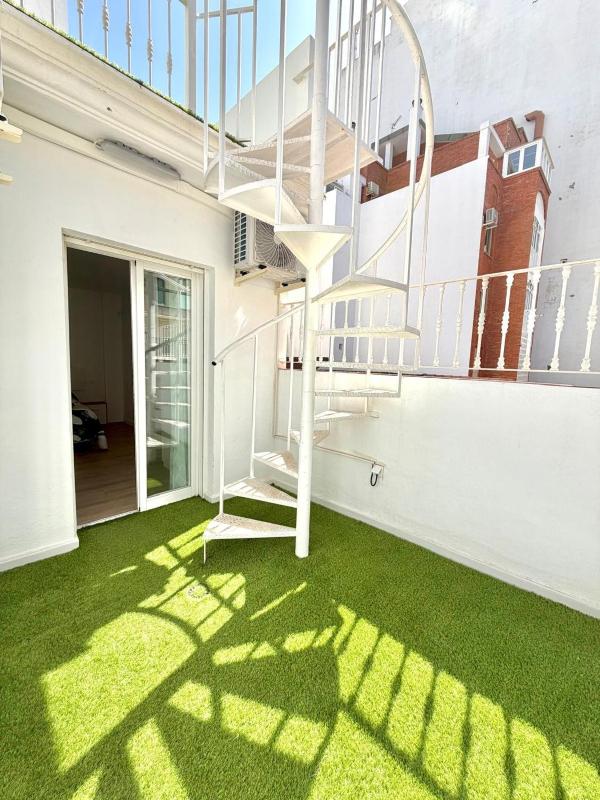 Terrasol magnifico atico duplex en el centro de Torre del Mar sin ascensor - image 18