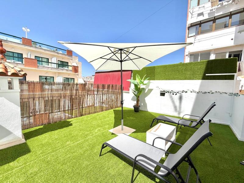 Terrasol magnifico atico duplex en el centro de Torre del Mar sin ascensor - image 14