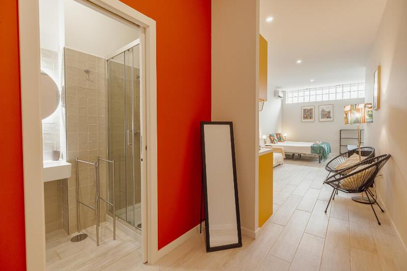Colorful Studios Municipal Pool by Vacationy - image 28