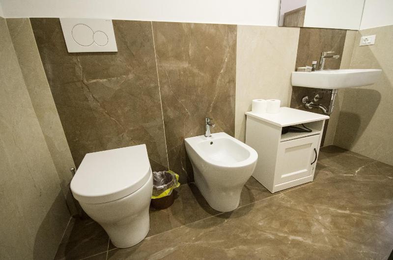 BIANCA ROOMS - image 13