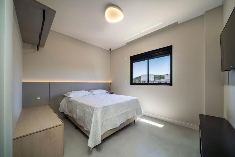 Brisas do Sul 204 - Duplex Penthouse - 3 En-suite Bedrooms - 2 Parking Spaces | Mariscal Beach - image 2