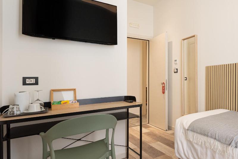 Rooms Boutique Carducci - image 17