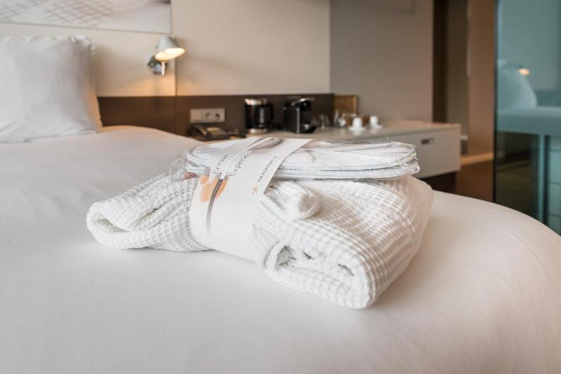 Junior Suite image 2