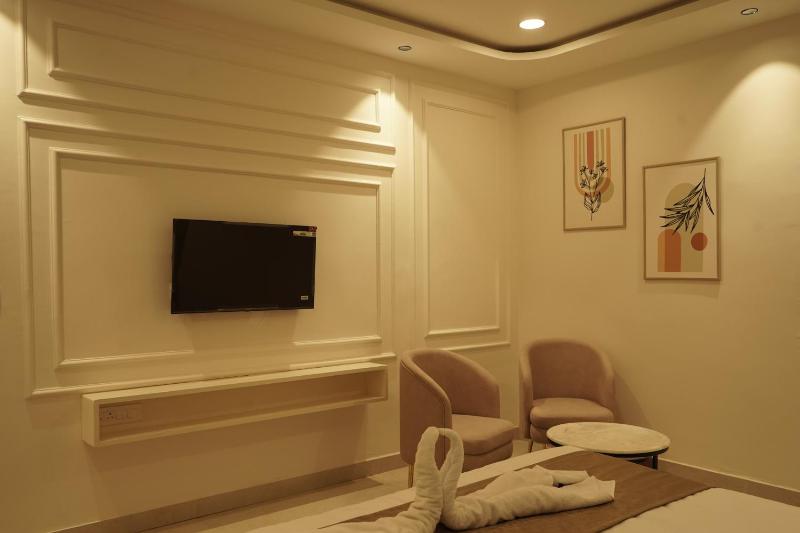 Hotel The Celebration Suites - image 12