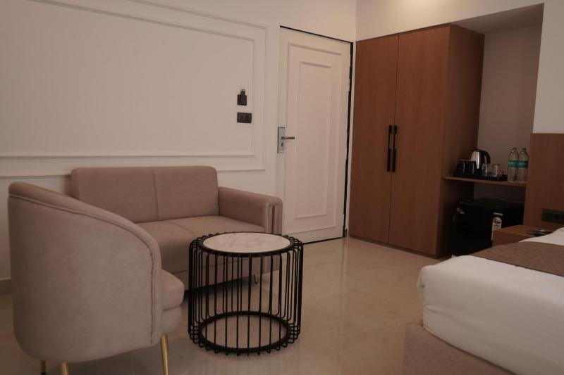 Hotel The Celebration Suites - image 3