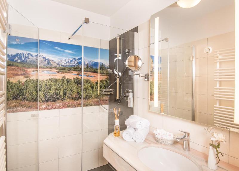 Double Room image 2