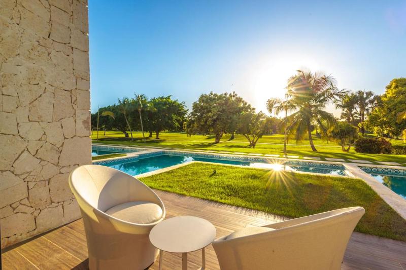 Stylish 2BD Pool and Golf Views in Cocotal. - image 7