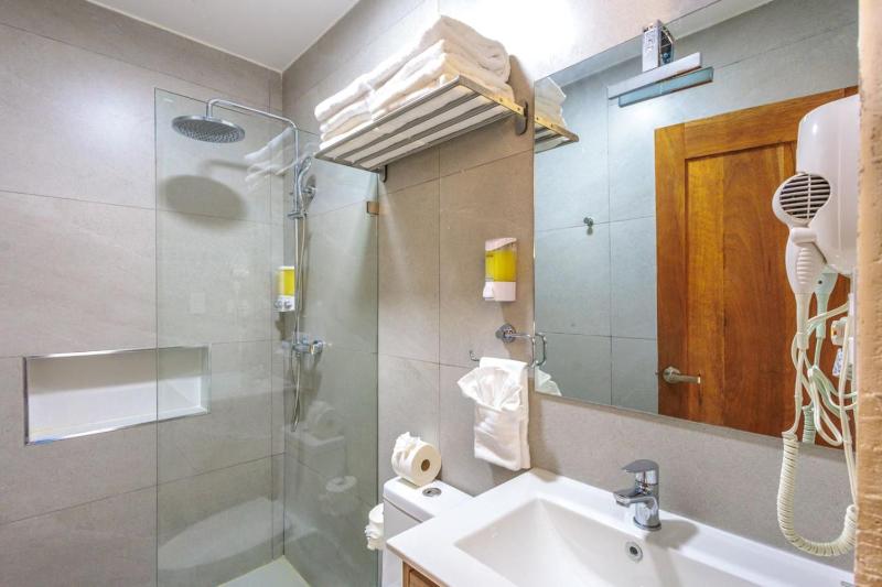 Stylish 2BD Pool and Golf Views in Cocotal. - image 15