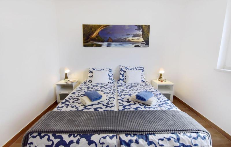 Comfort apartment in Zambratija - image 31