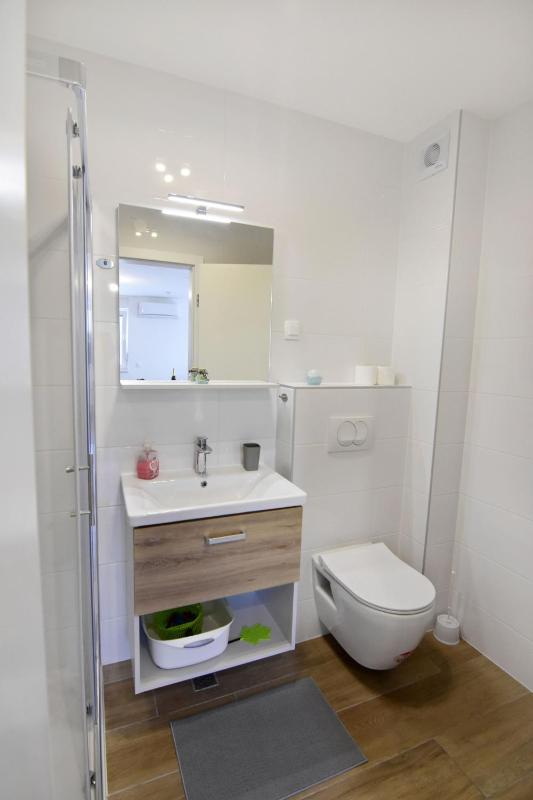 Comfort apartment in Zambratija - image 15
