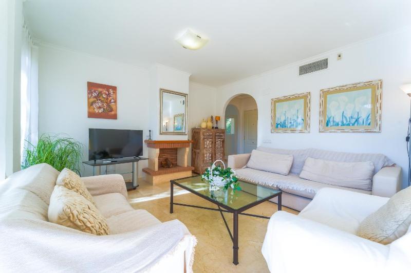 Altea Hills 3BR House with Private Garden - image 13