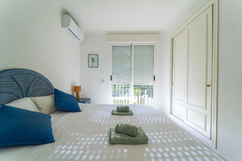 Altea Hills 3BR House with Private Garden - image 27