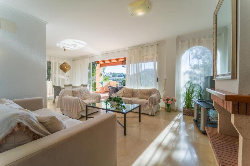 Altea Hills 3BR House with Private Garden - image 9