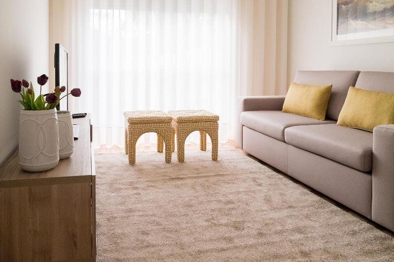 Simon Guest Apartments - image 44