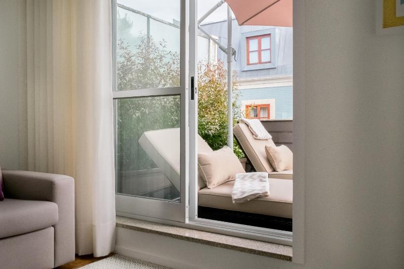 Simon Guest Apartments - image 3