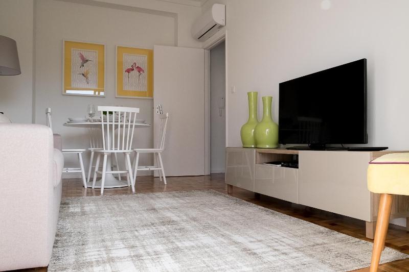 Simon Guest Apartments - image 14
