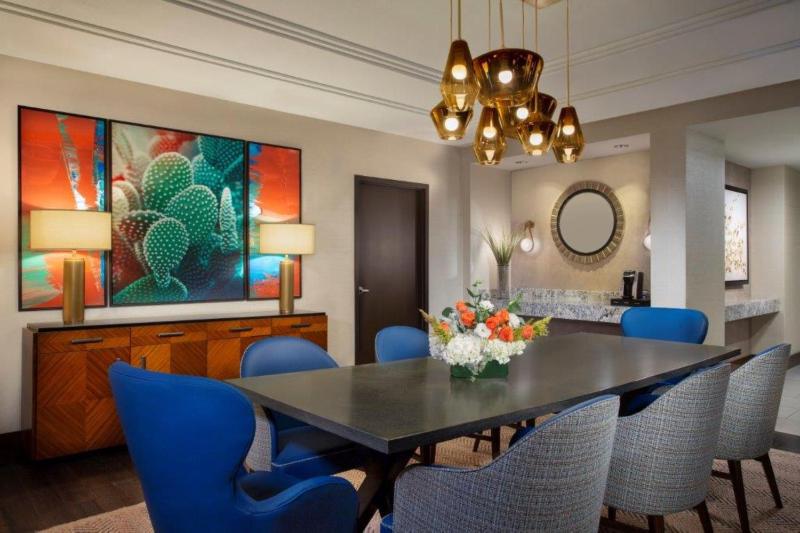 Hilton Austin - image 24