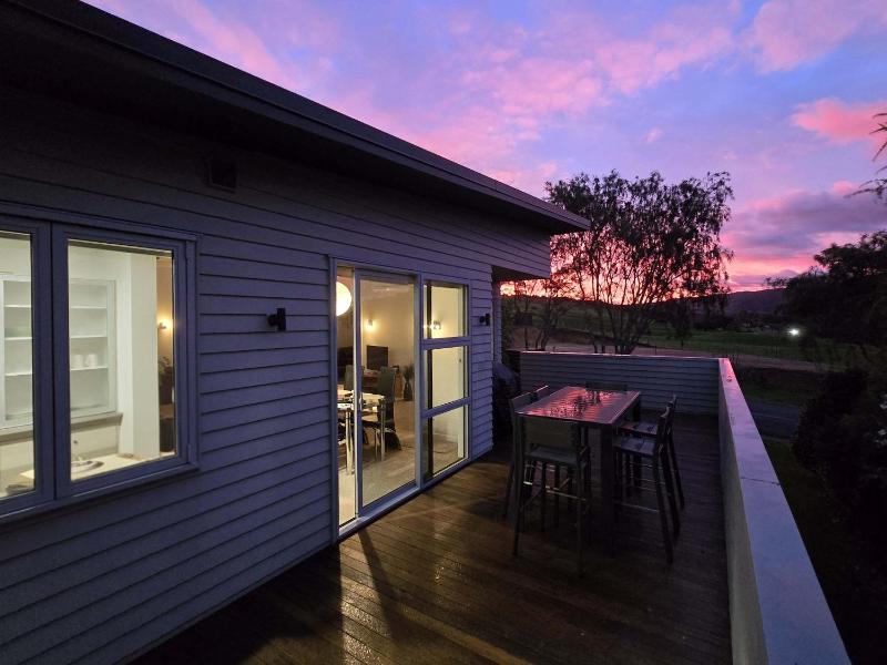 Kowhai Views - Stylish & Modern in Great Location - image 35