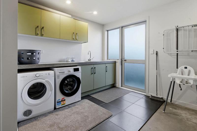 Kowhai Views - Stylish & Modern in Great Location - image 29