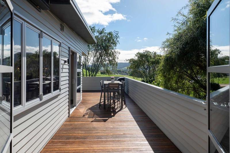 Kowhai Views - Stylish & Modern in Great Location - image 27