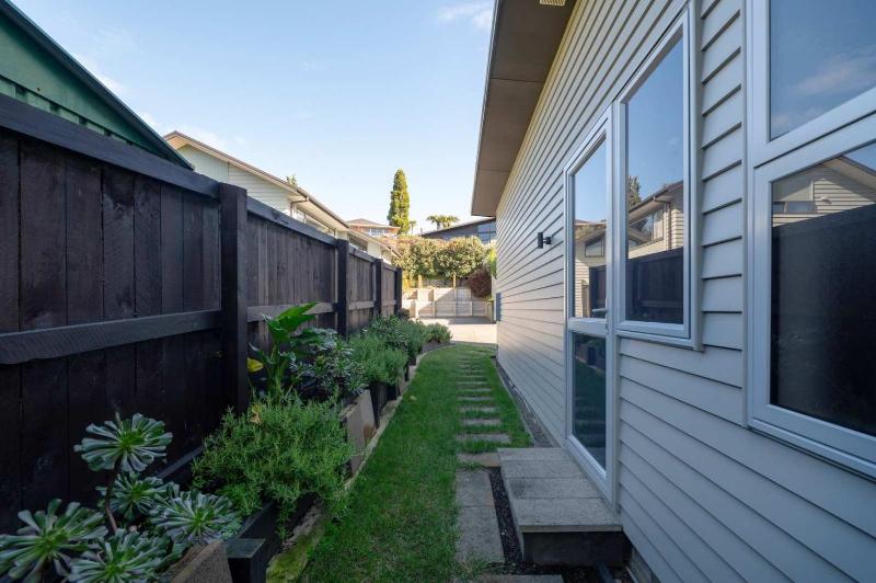Kowhai Views - Stylish & Modern in Great Location - image 11