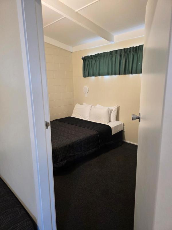 Fernleaf Motel - image 15