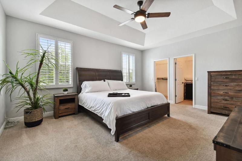 Game Room House Sleeps 12 Near Everything Tampa - image 24