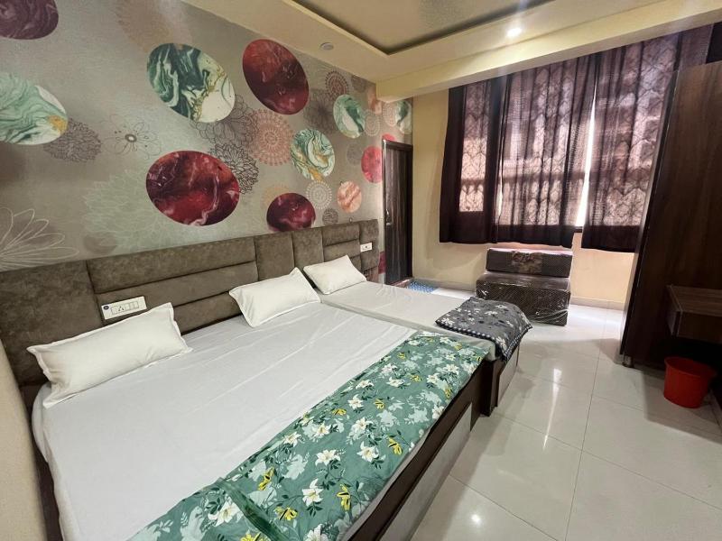 Agam Homestay - Few Steps From golden temple - image 1