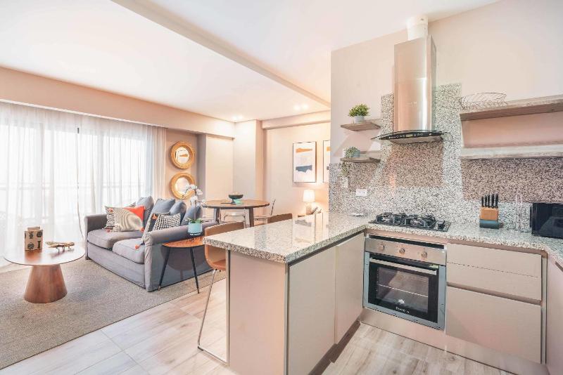 Regatta Living Prime Location Stunning Amenities - image 15