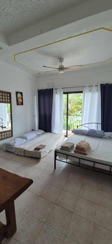 White Beach Villa - image 23