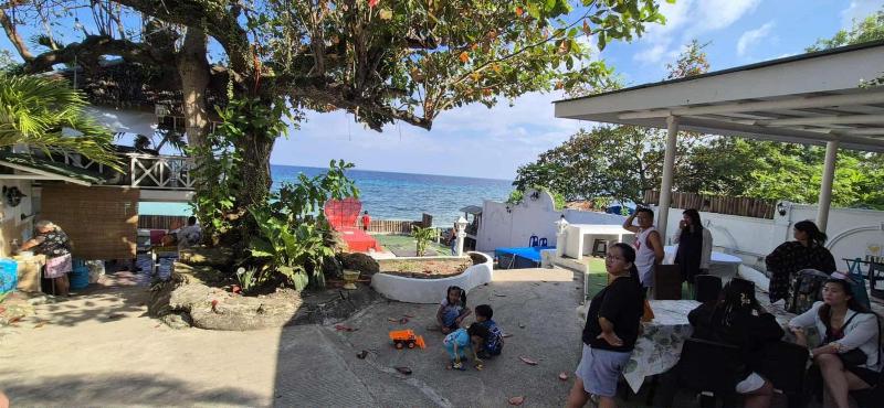 White Beach Villa - image 16