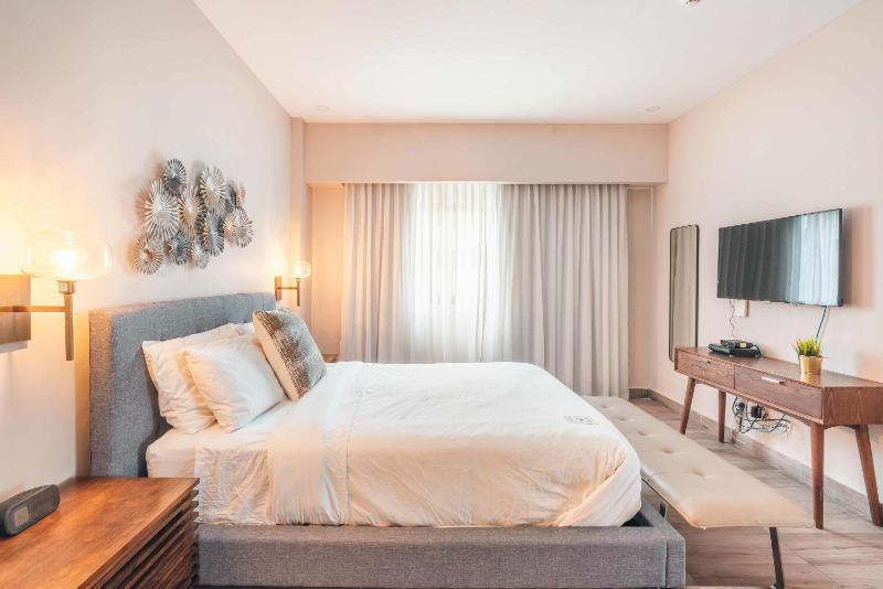 Piantini Gem Modern Apartment with Amenities - image 11