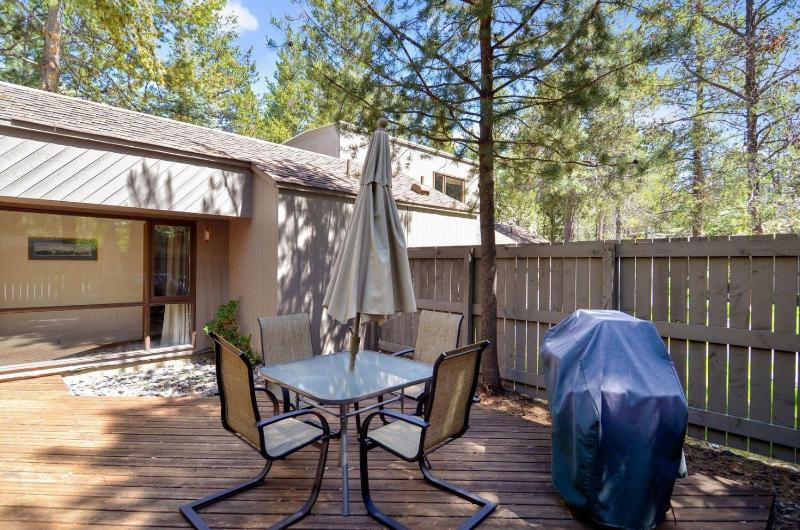Meadow House 21 - image 11
