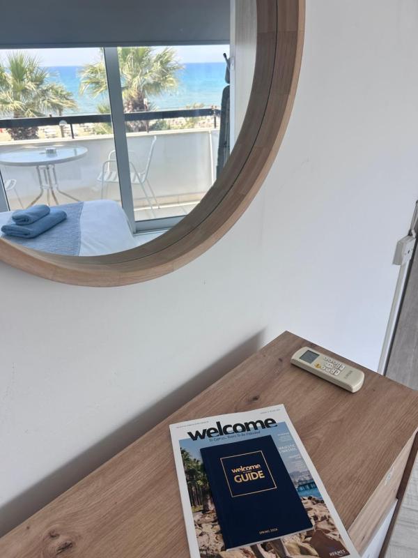 Alex Beach Apartment 203 - image 1