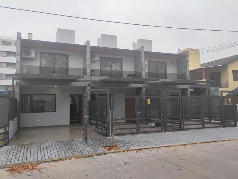 departamento ubicación centro cama dos plazas y cama marinera cochera y pileta - image 17